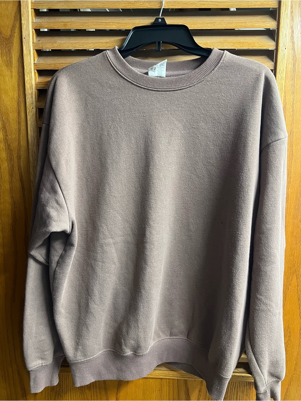 Women’s Tilly sweatshirt-size XS